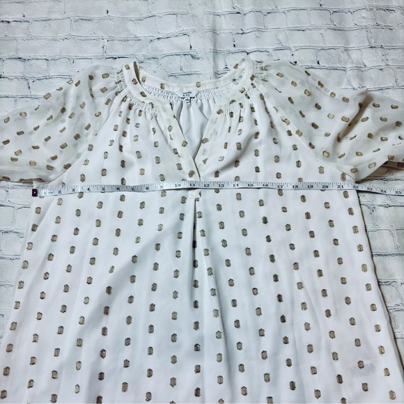 Crown & Ivy Women’s Size L Tunic Top White Gold Accents Holiday - Picture 6 of 10
